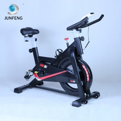 家用室内单车飞轮健身车织带车运动动感单车自行车办公室脚踏车