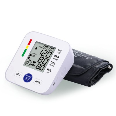 现货专供跨境电商语音播报USB电池智能电子臂式血压计心率测量仪