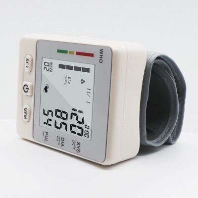 亚马逊热卖电子血压计手腕式语音血压仪 Blood Pressure Monitor